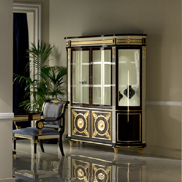 Exquisite Curved Display Cabinet with Elegant Glass Front