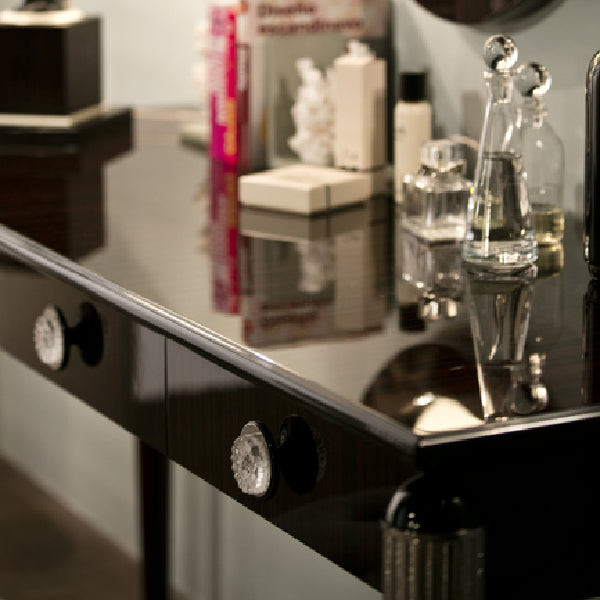 Chic Console Table and Mirror Arrangement